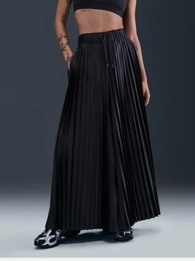 Nike Black Pleated Wide-Leg Jogger Skirt Pants